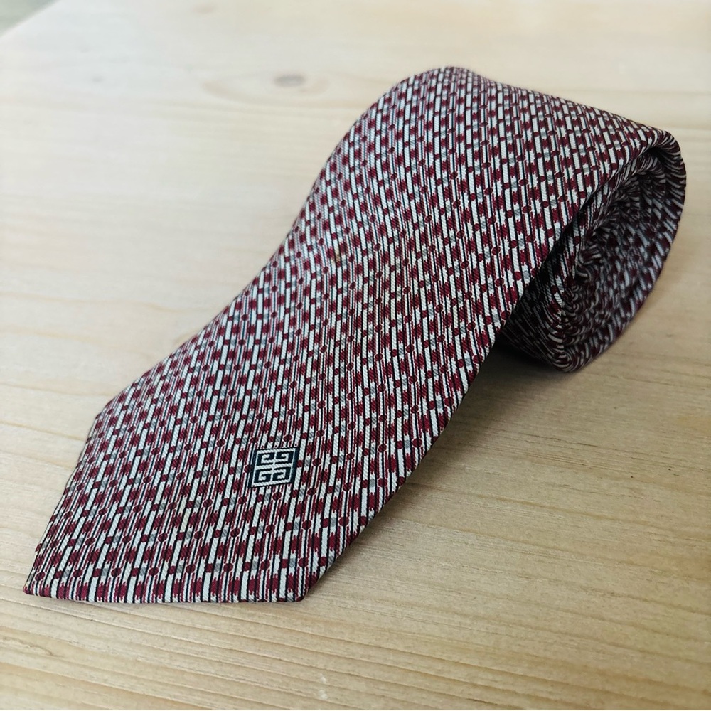 Givenchy Burgundy White Patterned Designer Luxury Mens Vintage Tie‎ Silk